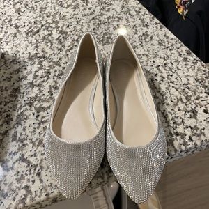 Size 7 David’s Bridal Madelyn almond toe shoes